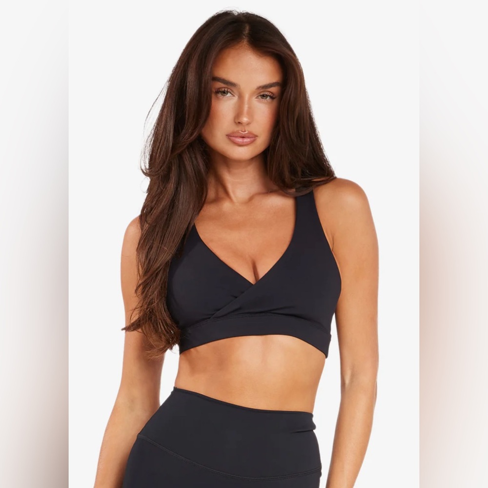SERENITY BELLA CROP | Black